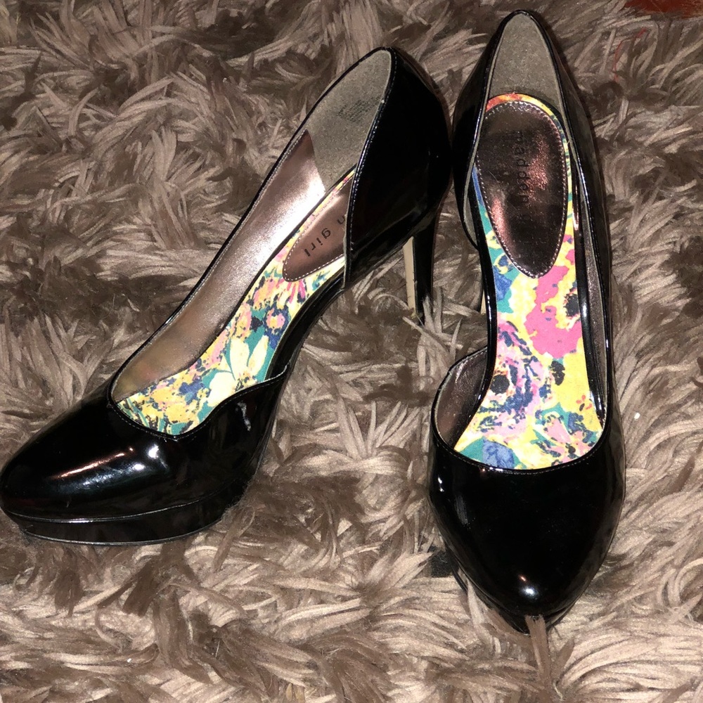 Excellent Condition!!!! Only worn once